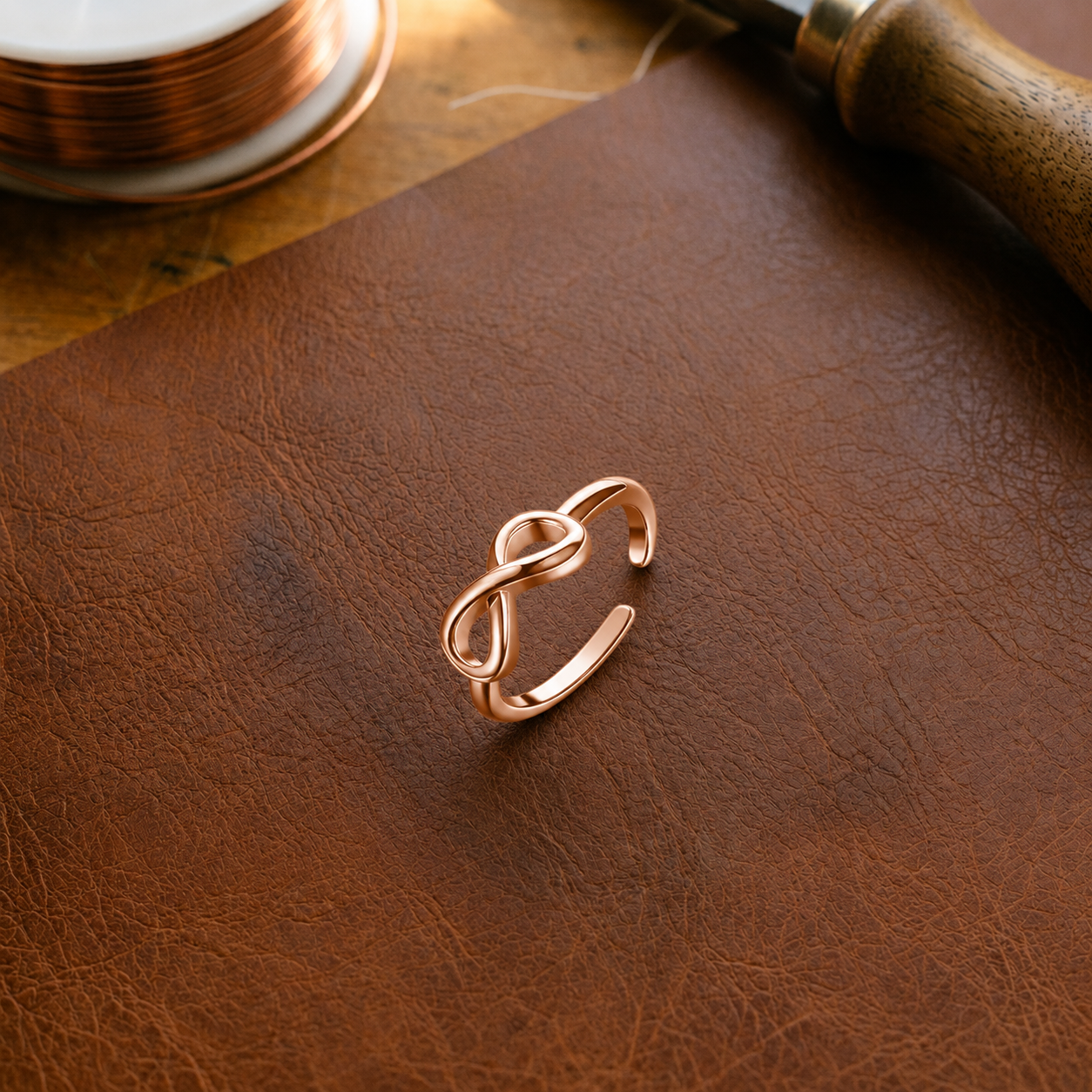 Patricia's Loop Copper Toe Ring